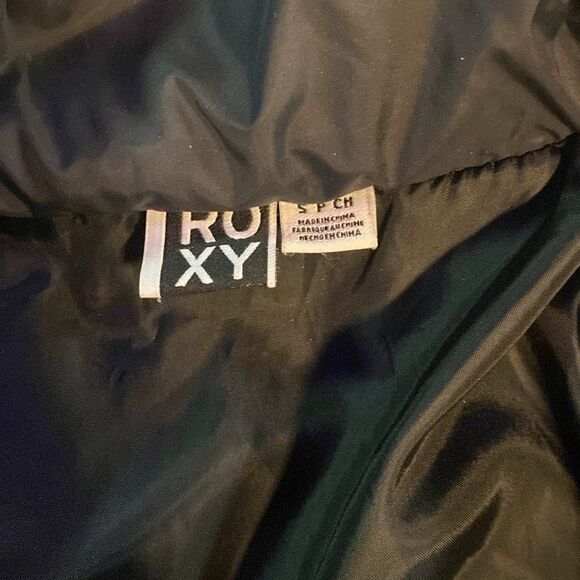 Size Small Roxy Quilted Navy Blue + Hot Pink Windbreaker - Picture 5 of 5